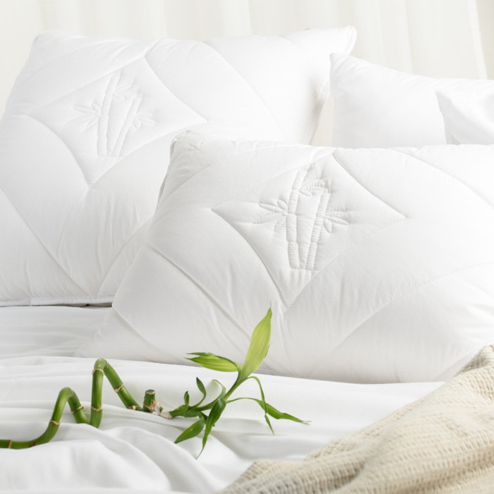 Подушка 50*70 Hotel professional Bamboo із внутрішной подушкой